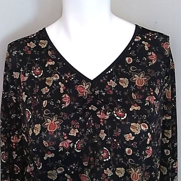 Maternity Soon To Be Floral Bell Sleeve Blouse. Sz XL Maternity - Picture 2 of 7